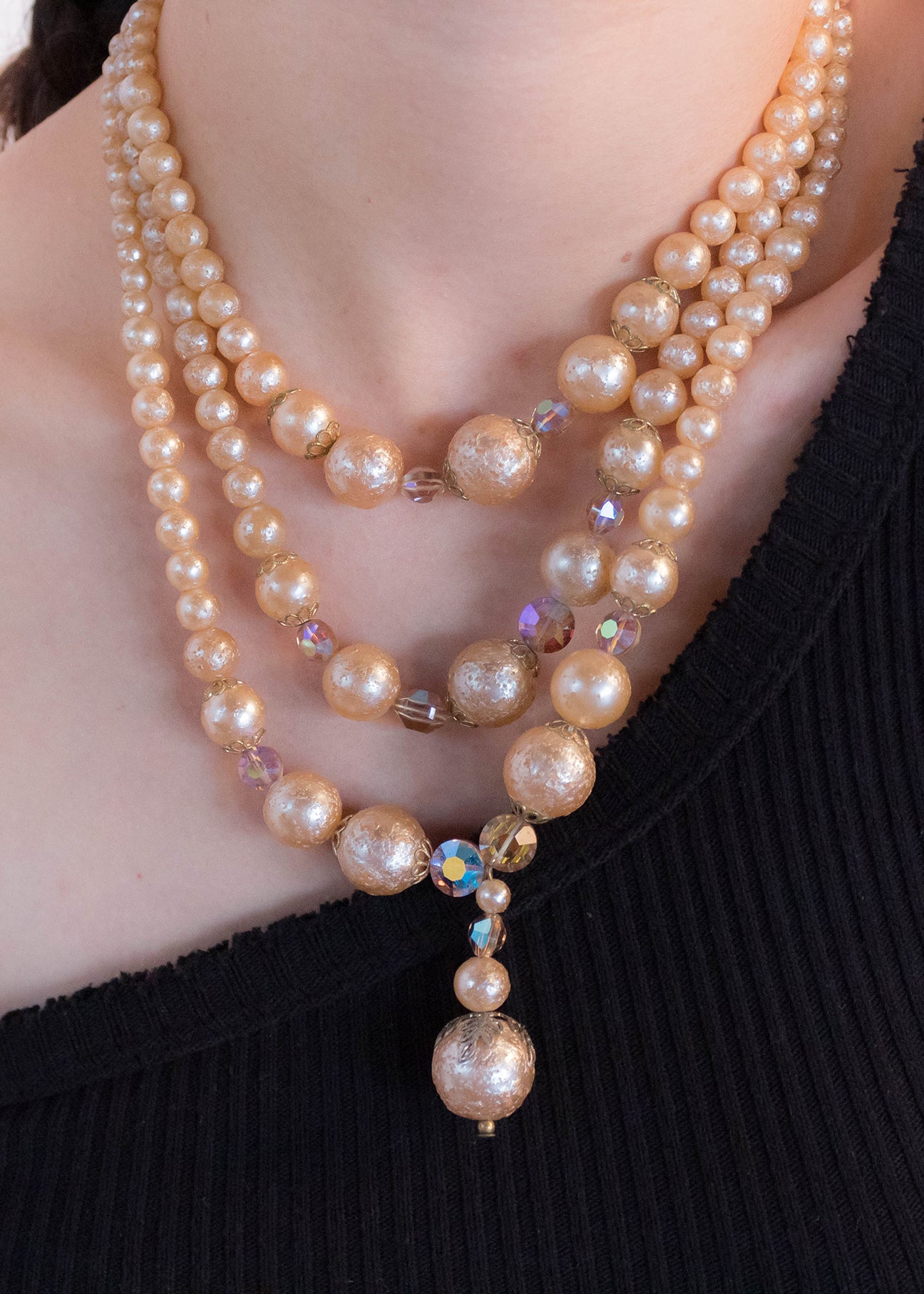 60s Rose-Gold Faux Pearl Necklace