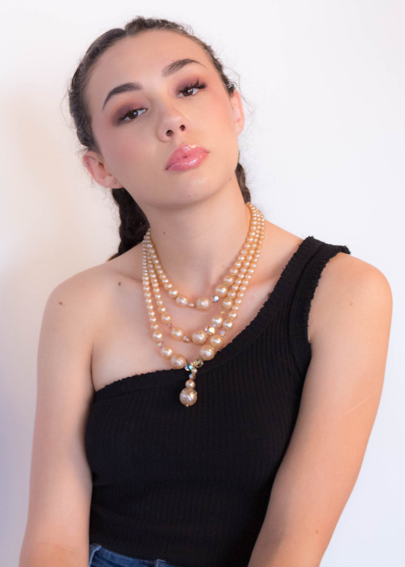 60s Rose-Gold Faux Pearl Necklace