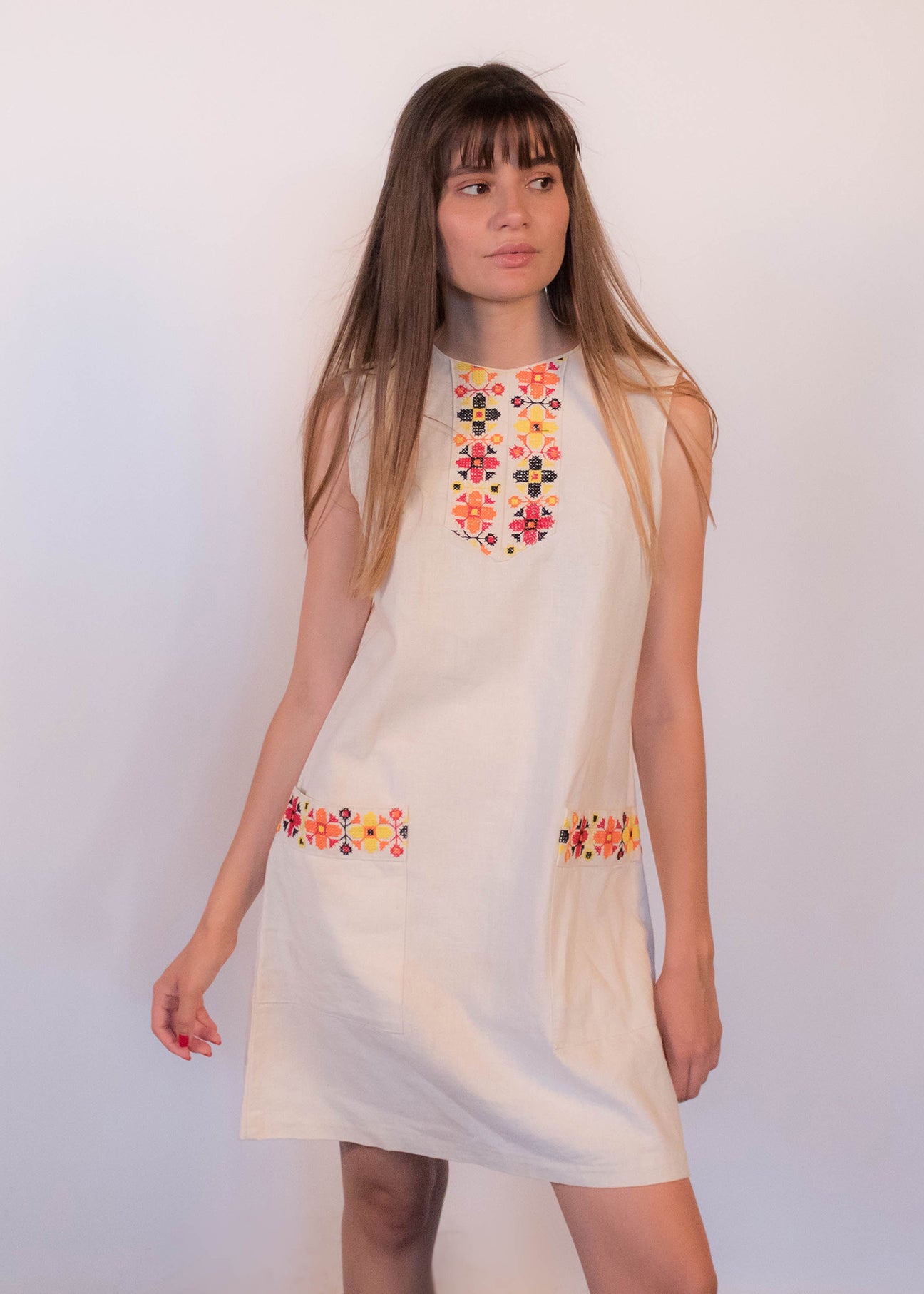 60s Floral Embroidered Mexican Dress