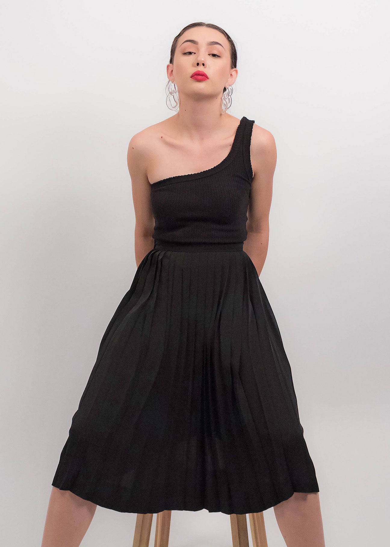 80s Black Pleated Skirt