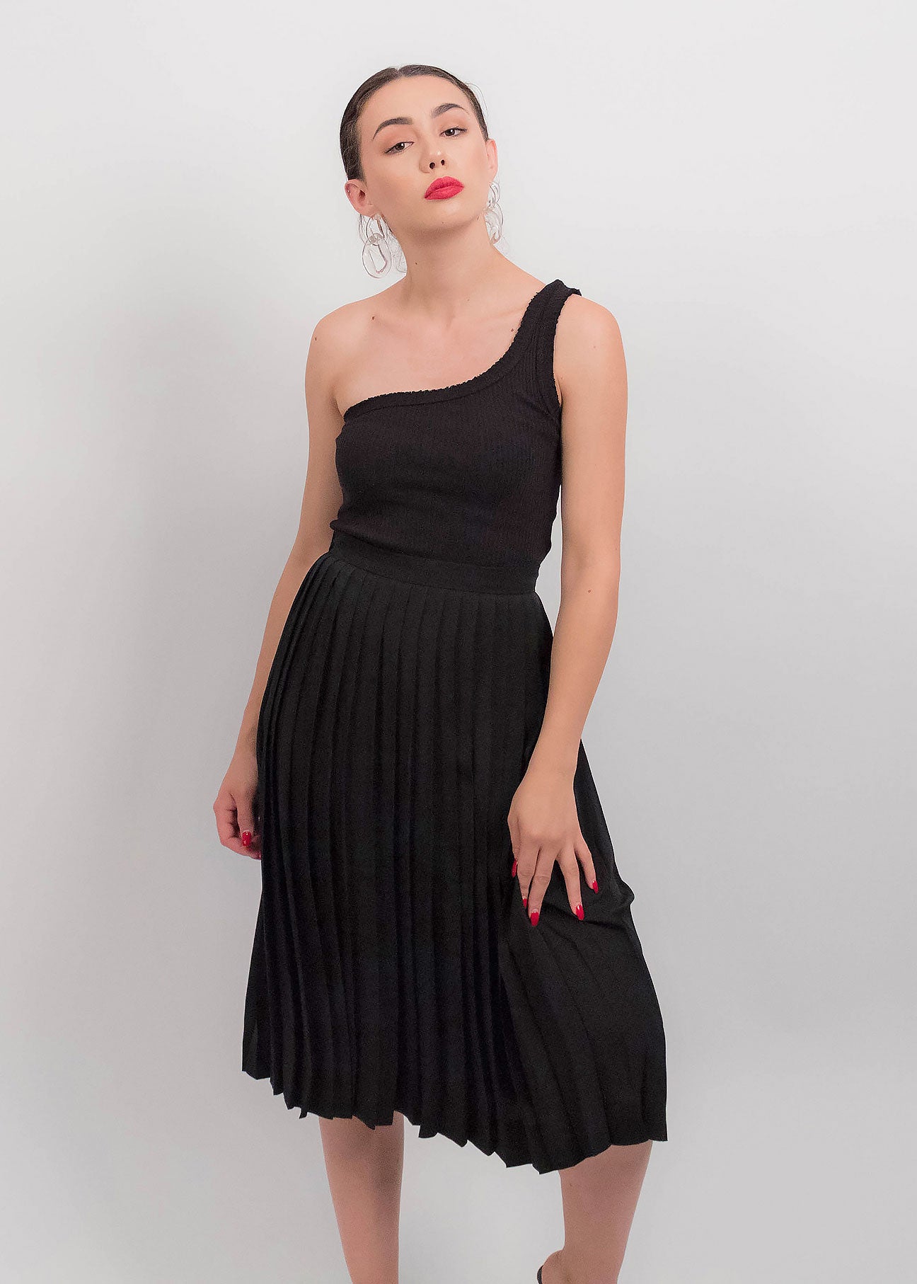 80s Black Pleated Skirt