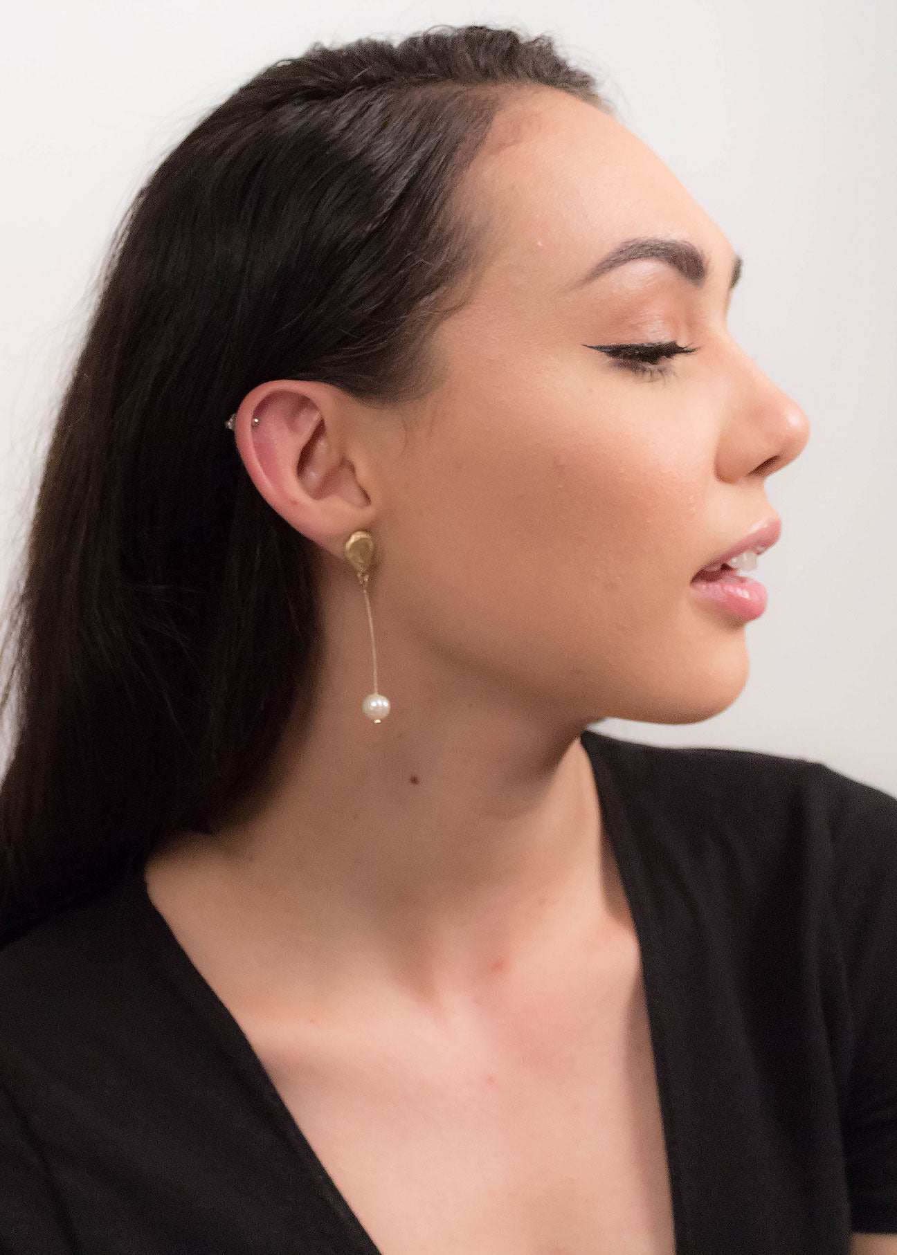 Minimalist Pearl Drop Earrings